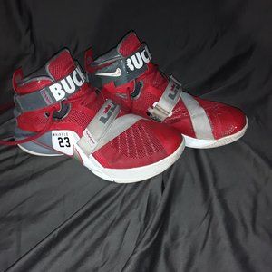 Nike Lebron James soldier 9 Ohio State Buckeyes #23 mens size 8